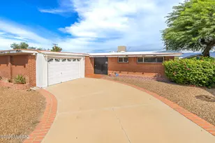 7425 E 20th St, Tucson, AZ 85710 - Photo 1