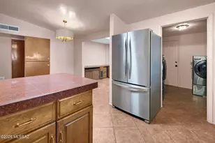 7425 E 20th St, Tucson, AZ 85710 - Photo 11
