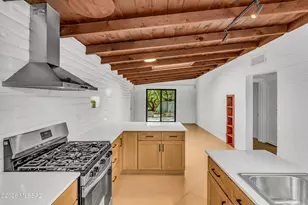 5829 E Waverly St, Tucson, AZ 85712 - Photo 9