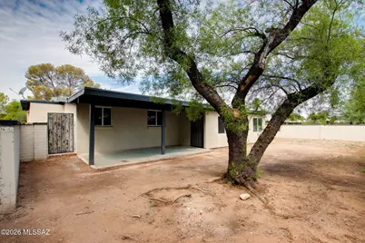 2754 N Tyndall Avenue, Tucson, AZ 85719 - Photo 37
