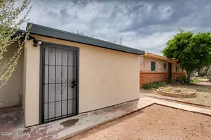 2754 N Tyndall Ave, Tucson, AZ 85719 - Photo 45