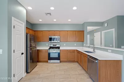 5582 W Sunset Vista Place, Marana, AZ 85658 - Photo 11