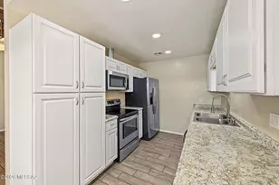 148 Randolph Way, Tucson, AZ 85716 - Photo 7
