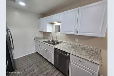 148 Randolph Way, Tucson, AZ 85716 - Photo 7