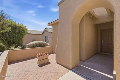 13497 N Garlenda Way, Oro Valley, AZ 85737 - Photo 3