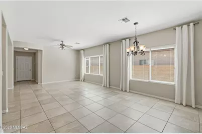 13497 N Garlenda Way, Oro Valley, AZ 85737 - Photo 7