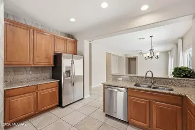 13497 N Garlenda Way, Oro Valley, AZ 85737 - Photo 13