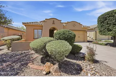 13497 N Garlenda Way, Oro Valley, AZ 85737 - Photo 1