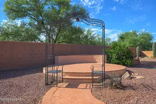 1133 N Desert Deer Pass, Green Valley, AZ 85614 - Photo 3