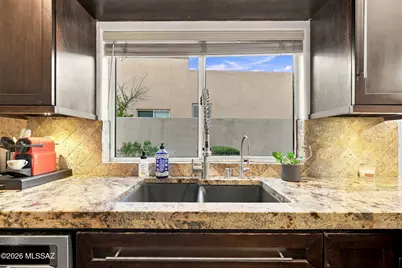 6570 N Shadow Run Drive, Tucson, AZ 85704 - Photo 11