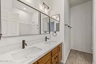 109 E Oracle Oak St, Sahuarita, AZ 85629 - Photo 11