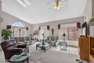 7768 E Marquise Drive, Tucson, AZ 85715 - Photo 9