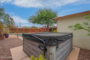 2725 E La Cienega Dr, Tucson, AZ 85716 - Photo 45