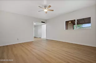 6430 N Lena Pl, Tucson, AZ 85741 - Photo 9