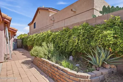 10660 E Channelside Drive, Tucson, AZ 85748 - Photo 41
