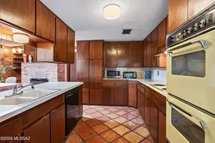 5850 E 3rd St, Tucson, AZ 85711 - Photo 15