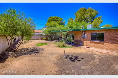 5850 E 3rd Street, Tucson, AZ 85711 - Photo 29