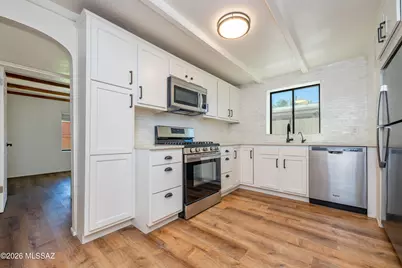 3227 N Winstel Boulevard, Tucson, AZ 85716 - Photo 11