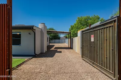 3227 N Winstel Boulevard, Tucson, AZ 85716 - Photo 31