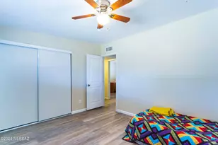 6730 E Hawk Dr, Tucson, AZ 85730 - Photo 9