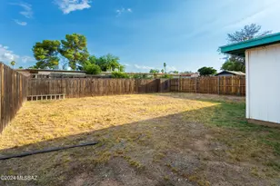 6730 E Hawk Dr, Tucson, AZ 85730 - Photo 41