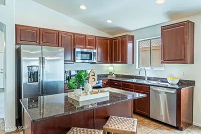 10554 S Sean Drive, Vail, AZ 85641 - Photo 11