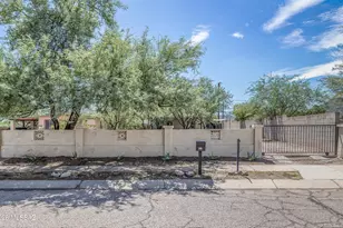 1313 W St Clair St, Tucson, AZ 85745 - Photo 33