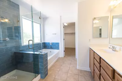 8186 W Young Eagle Court, Tucson, AZ 85757 - Photo 5
