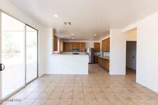 8186 W Young Eagle Ct, Tucson, AZ 85757 - Photo 11
