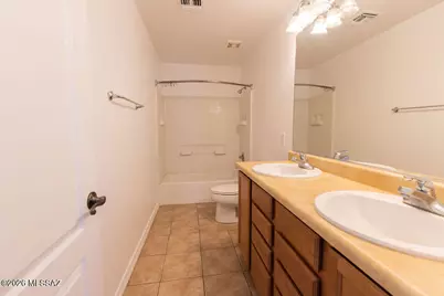 8186 W Young Eagle Court, Tucson, AZ 85757 - Photo 23