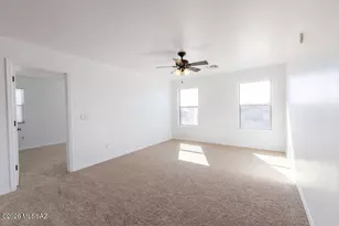 8186 W Young Eagle Ct, Tucson, AZ 85757 - Photo 17