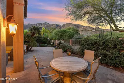 6384 N Desert Wind Circle, Tucson, AZ 85750 - Photo 1