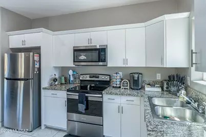 2141 S Flying Heart Lane, Tucson, AZ 85713 - Photo 5