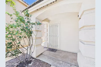 723 W Firehawk Drive, Green Valley, AZ 85614 - Photo 3