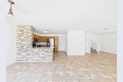 723 W Firehawk Drive, Green Valley, AZ 85614 - Photo 7
