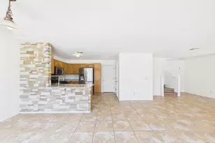 723 W Firehawk Dr, Green Valley, AZ 85614 - Photo 7