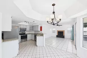 8932 N Spinel Pl, Tucson, AZ 85742 - Photo 9