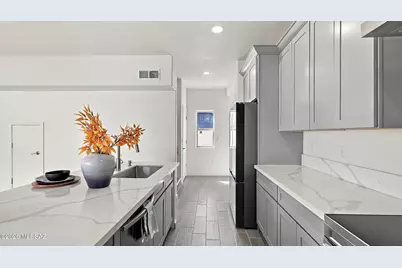 120 E Yavapai Road, Tucson, AZ 85705 - Photo 7