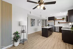 2417 E Blacklidge Dr, Tucson, AZ 85719 - Photo 1