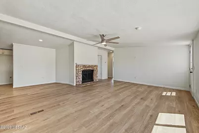 12711 N Avenida Saturno, Marana, AZ 85653 - Photo 5