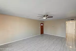 810 S Sarnoff Dr, Tucson, AZ 85710 - Photo 5