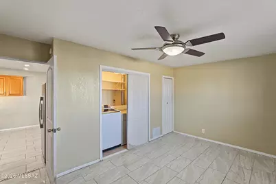 810 S Sarnoff Drive, Tucson, AZ 85710 - Photo 23