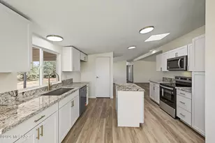 12130 W Catherine Ln, Tucson, AZ 85735 - Photo 1