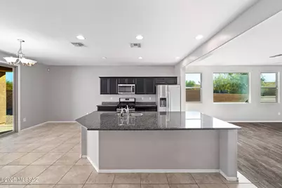 6623 E Via Jardin Verde, Tucson, AZ 85756 - Photo 11