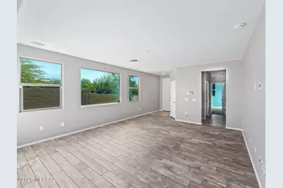 6623 E Via Jardin Verde, Tucson, AZ 85756 - Photo 9