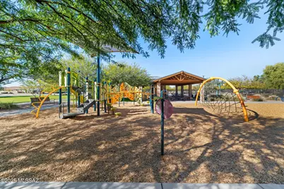 6623 E Via Jardin Verde, Tucson, AZ 85756 - Photo 35