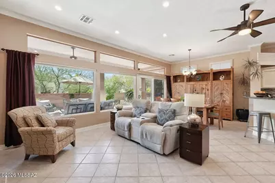 922 E Welton Drive, Oro Valley, AZ 85755 - Photo 7