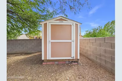 10096 Desert Valley Place, Tucson, AZ 85747 - Photo 29
