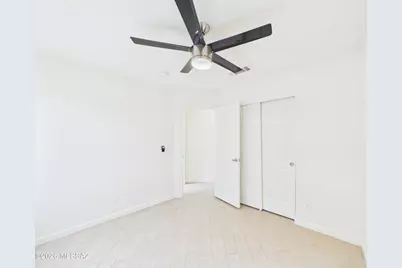 2136 W Frostwood Lane, Tucson, AZ 85745 - Photo 15