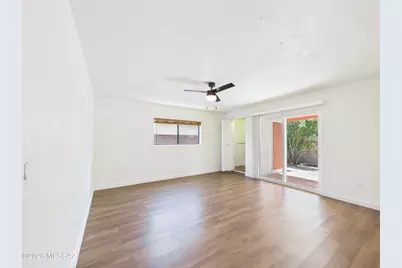 9130 E Calle Maria, Tucson, AZ 85710 - Photo 13